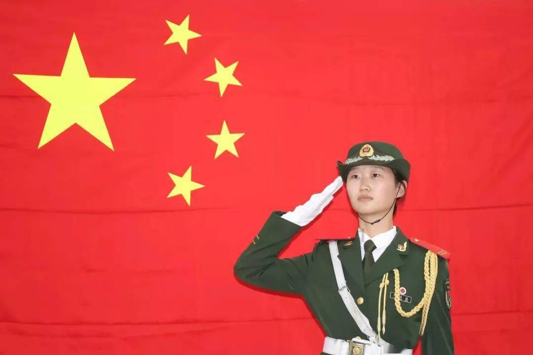奇瑞七座“奶爸车”成爆款!舒适度超越理想L9,续航1300公里